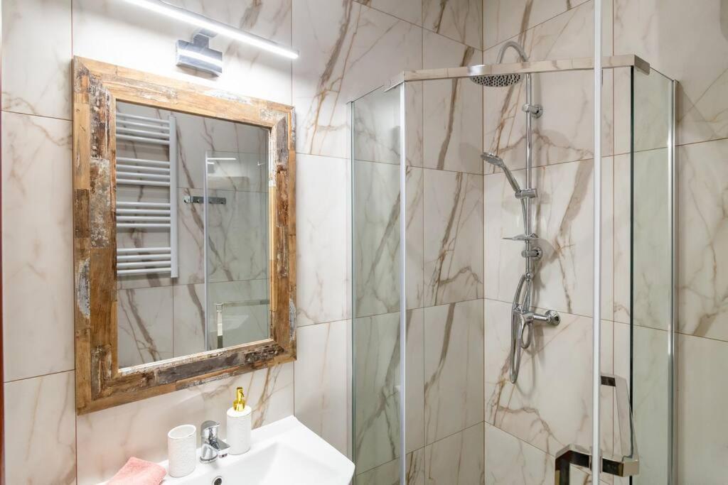 Miniscule Apartment Krakau
