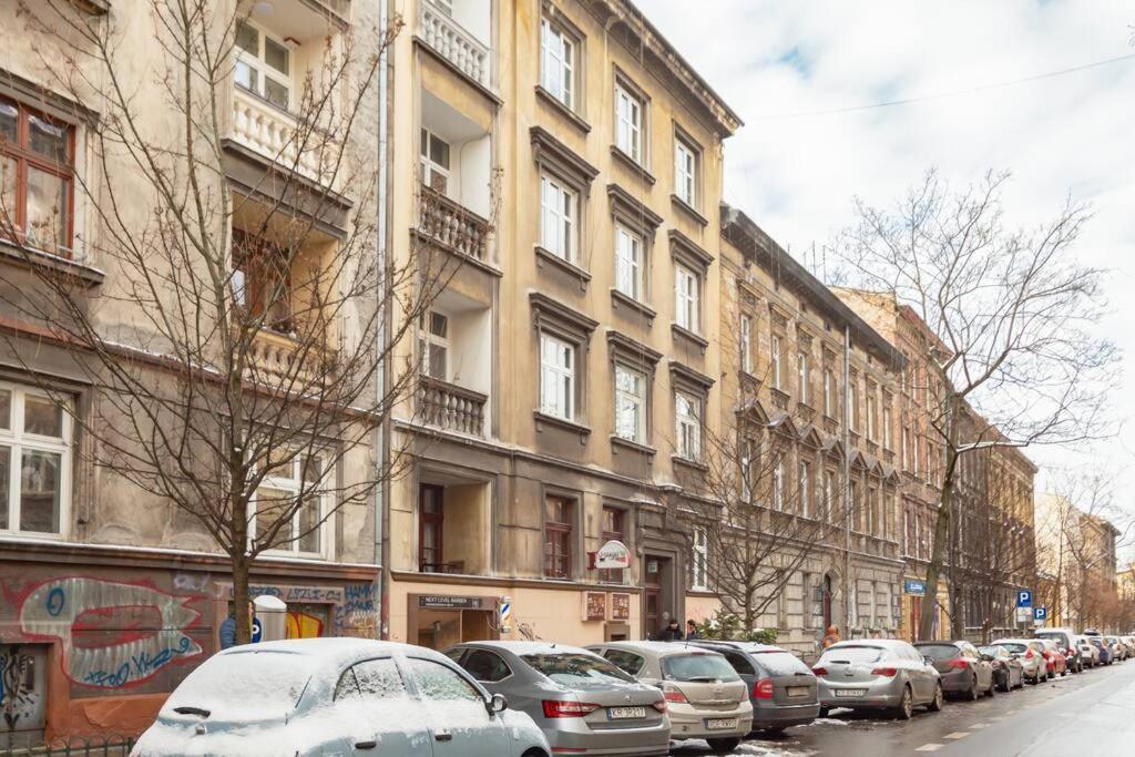 Apartment Miniscule *